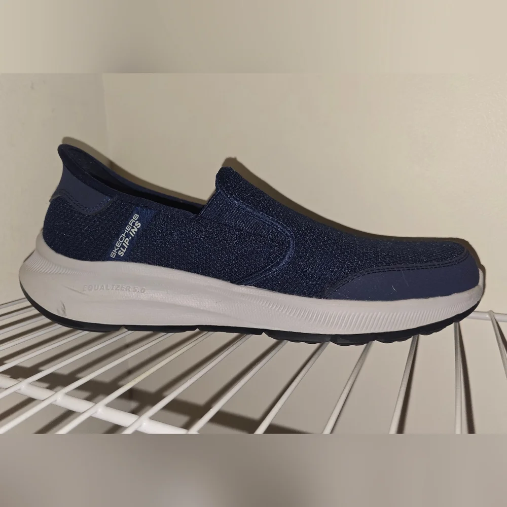 Skechers Men's Navy Hands-free Slip-On Sneakers Size 10 - Picture 10 of 13